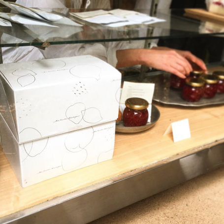 wisteria と 英国菓子の日